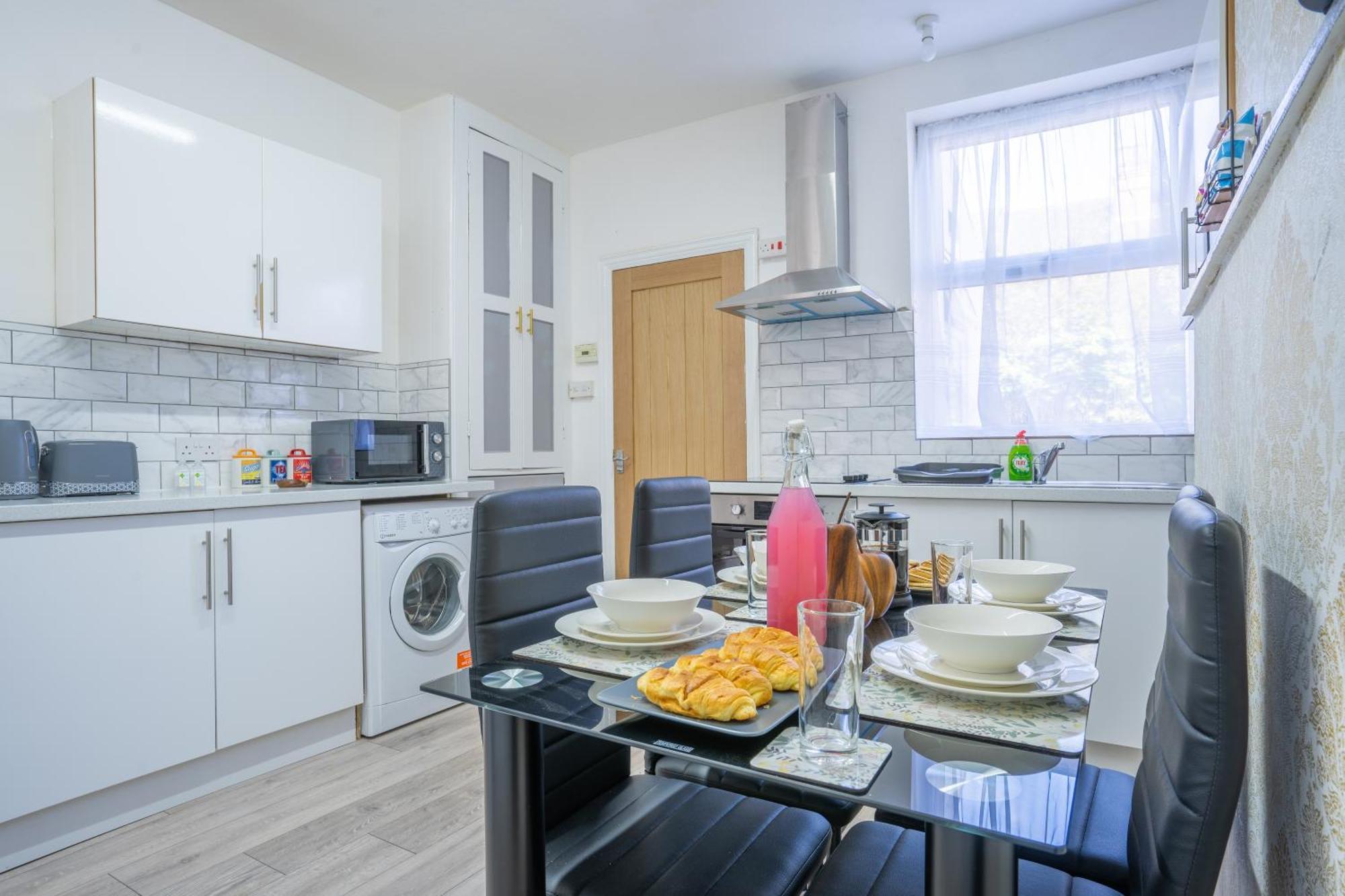 Stayzed E - Ng7 Free Wifi, Parking, Stylish House Near City Centre - Great For Tourists, Families, Contractors & Long Stays Nottingham Exteriér fotografie